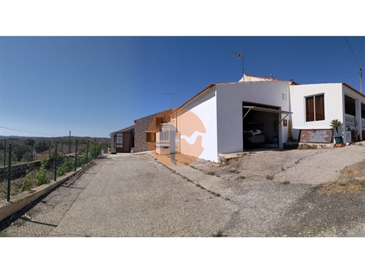 Maison V3 Avec Garage, Vignoble Et Terrain De 2100 Dans Le Village De Corte Do Gago - Castro Marim -