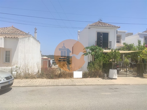 Construction d'une maison de ville dans une urbanisation prestigieuse à Tavira