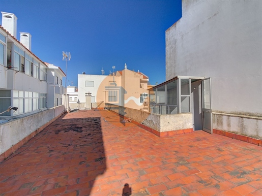 4 Chambres Appartement dans plus entrepôt dans Vila Real de Santo António