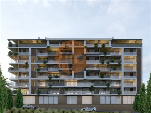 Apartamento T2 novo com acesso a Piscina e lugar de estacionamento