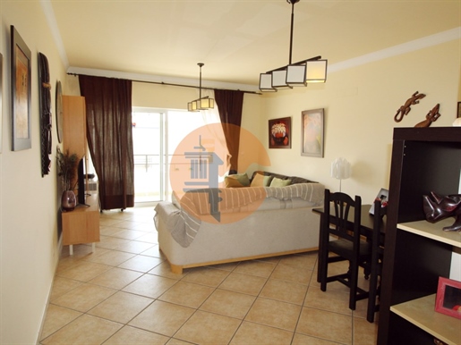 3-Zimmer-Wohnung mit Meerblick in einer ruhigen Urbanisation in der Stadt Tavira
