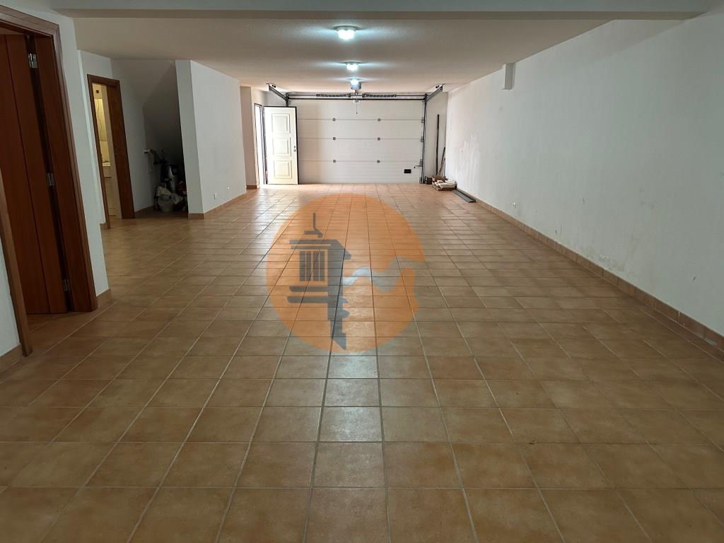 Purchase: House (8700)