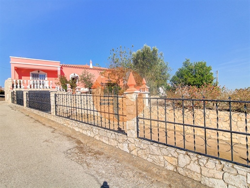 Detached house with land in Junqueira in Castro Marim