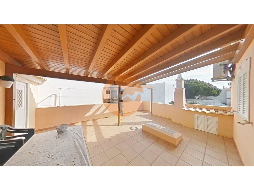 Casa de 5 dormitorios - 500m2 de la playa de Manta Rota - Terraza con vista al mar!