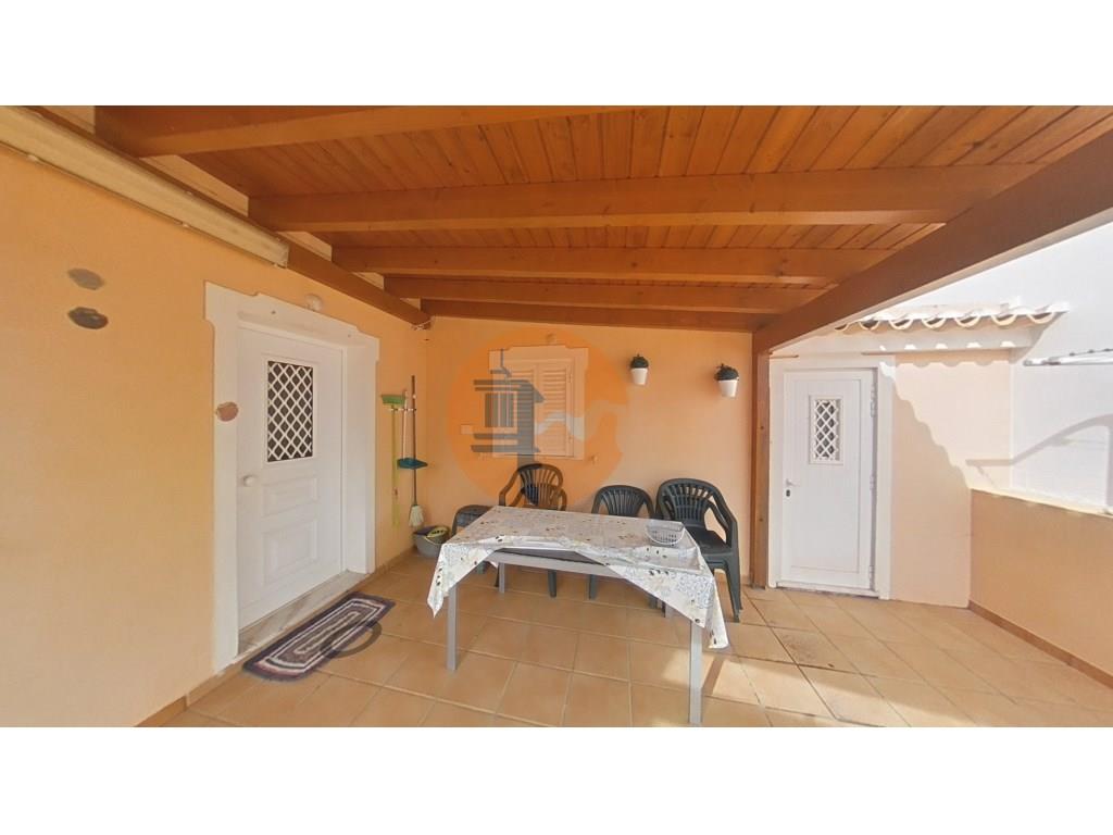 Casa de 5 dormitorios - 500m2 de la playa de Manta Rota - Terraza con vista al mar!