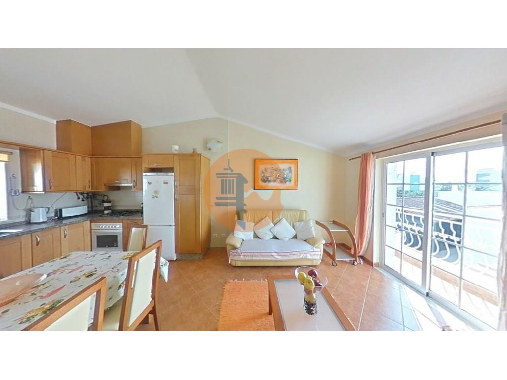 Casa de 5 dormitorios - 500m2 de la playa de Manta Rota - Terraza con vista al mar!