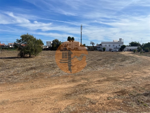 Unique Investment Opportunity - 4200 m² Plot in a Strategic Location