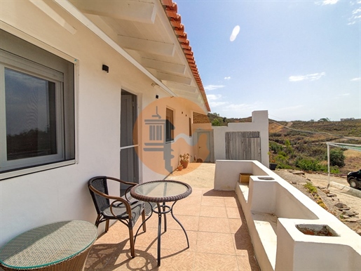 Property with restored house 10km from Tavira