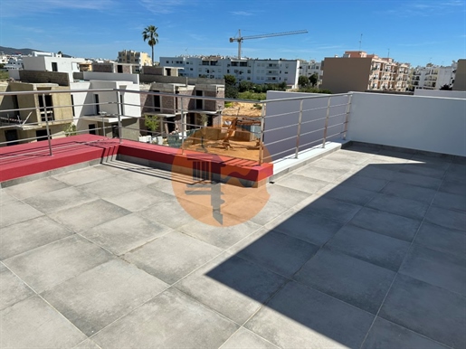 New urbanization in a privileged area of Olhão, has 10 lots of T4 houses!