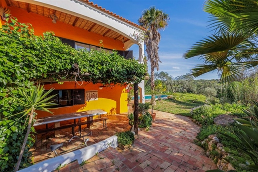 Villa de 4 chambres avec piscine et jardin à Terras Novas, Albufeira