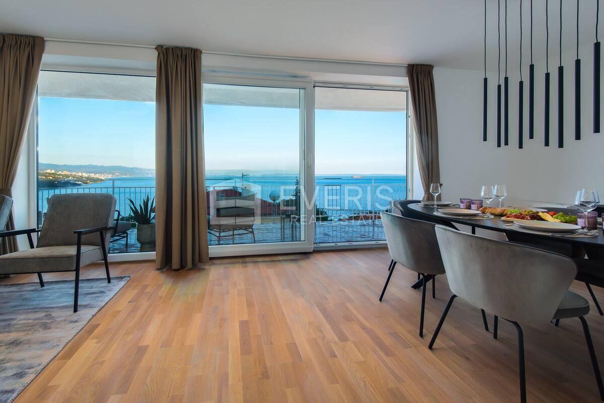 Opatija, Volosko, apartment 118 m2 with sea view