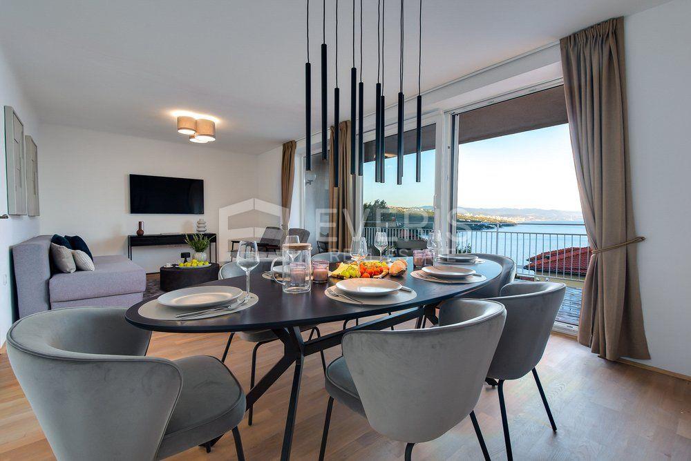 Opatija, Volosko, apartment 118 m2 with sea view