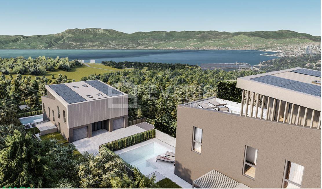 Kostrena, semi-detached house 198 m2 in new building with sea view