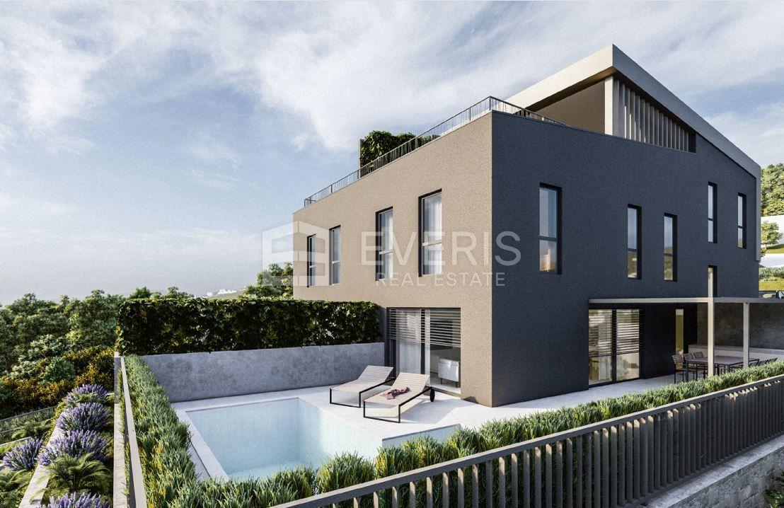 Kostrena, semi-detached house 198 m2 in new building with sea view