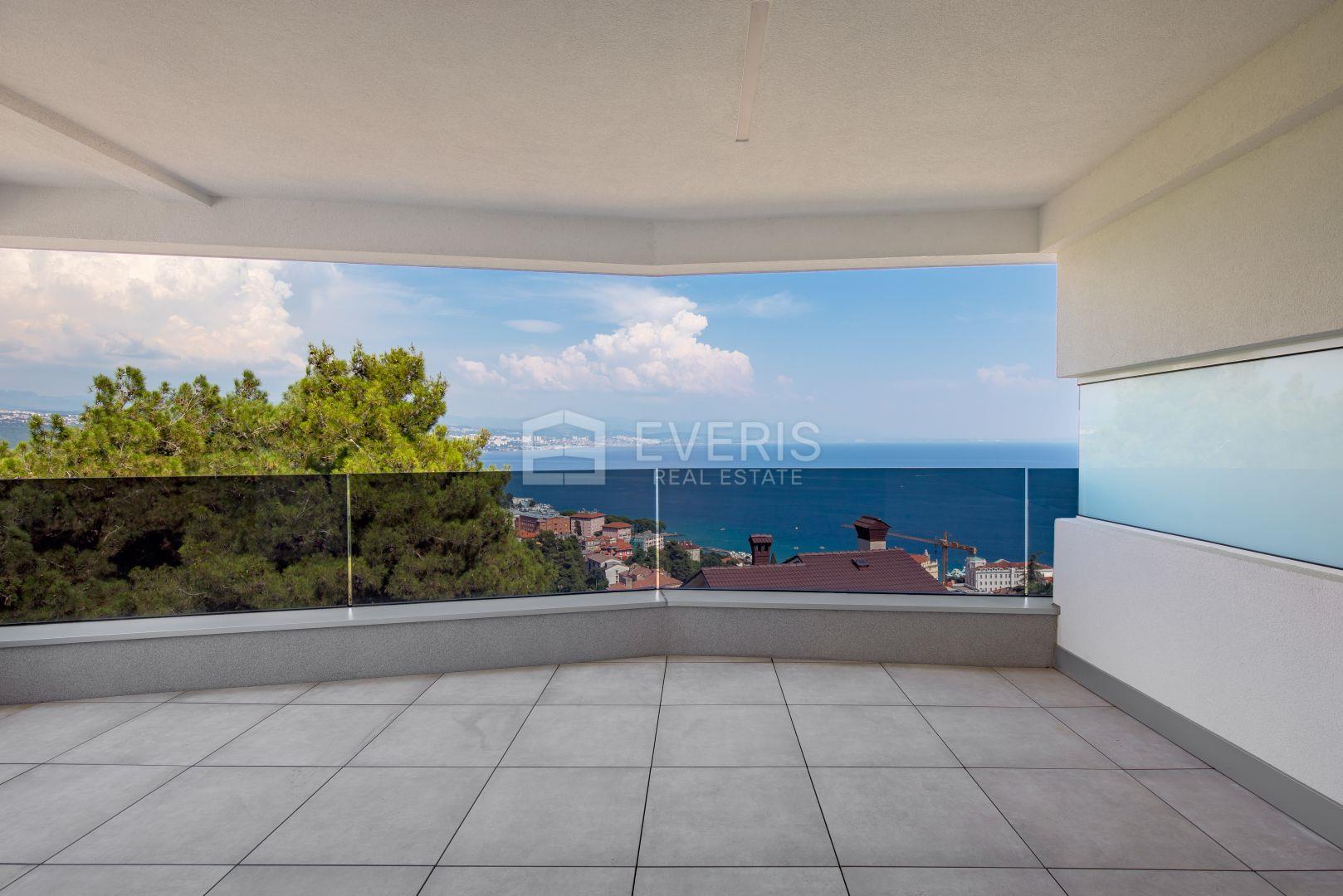Opatija, apartment 82 m2 in a new building with a swimming pool