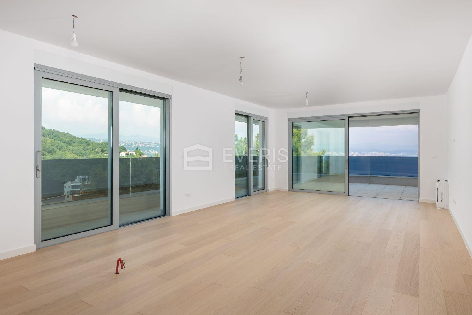 Opatija, apartment 82 m2 in a new building with a swimming pool