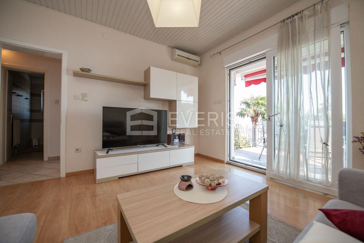 Opatija, apartment with terrace and sea view