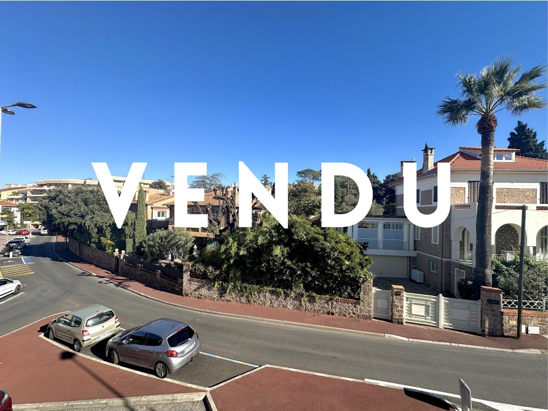 Purchase: Apartment (83700)