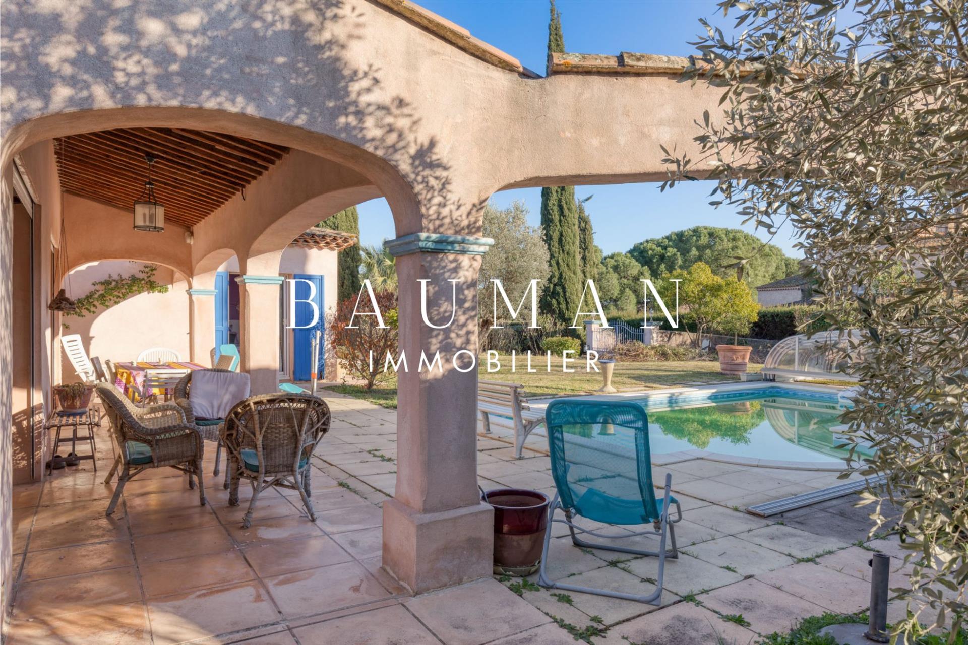 Le Muy - Sought-after area, Elegant Villa Nestled in a ?