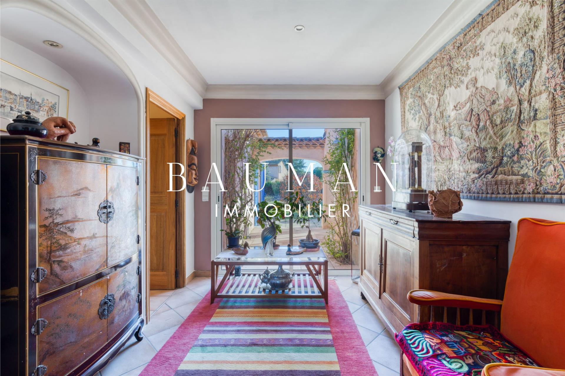 Le Muy - Sought-after area, Elegant Villa Nestled in a ?
