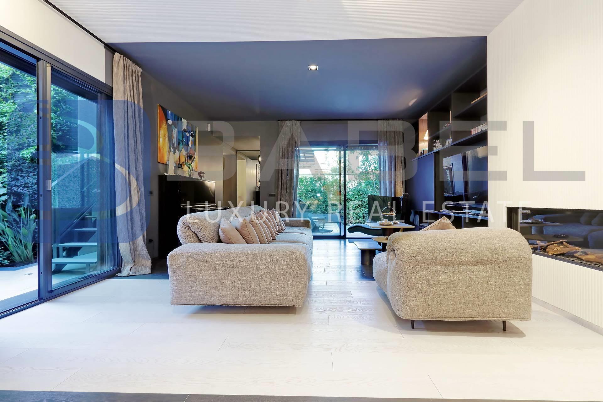 Purchase: House (00119)