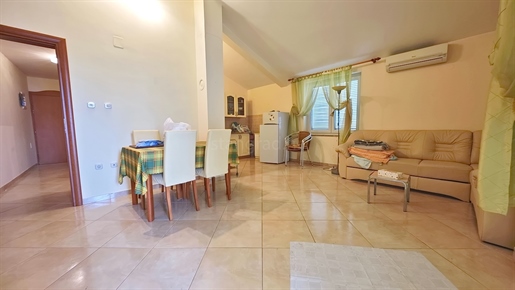 Soline Bay, furnished apartment on the 2nd floor near the sea!
