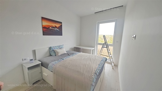 Krk, two-story apartment with garden and sea view!