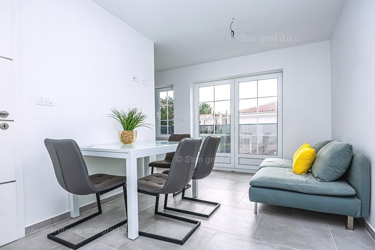 Crikvenica, apartment on the 2nd floor with a sea view, for sale!