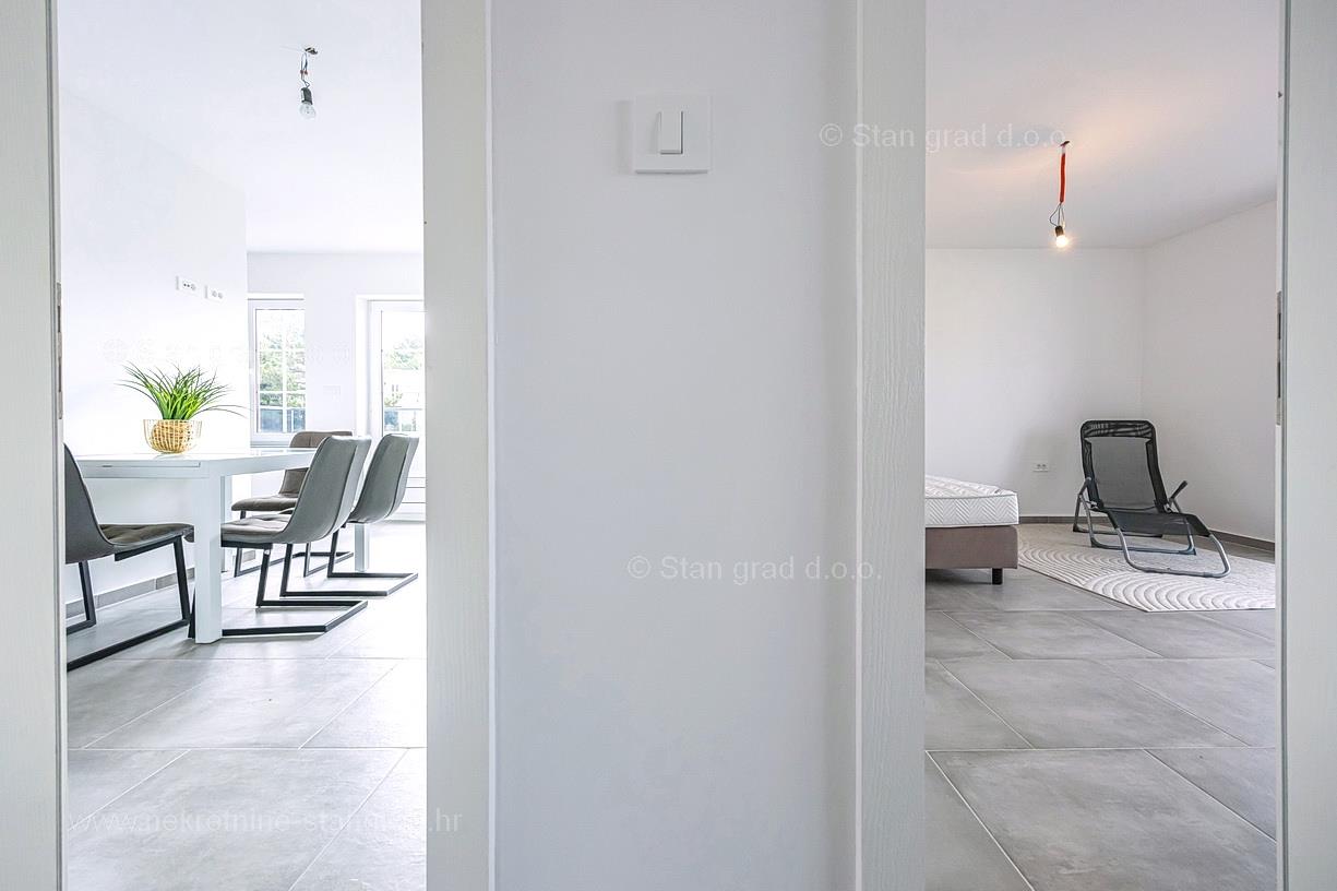 Crikvenica, apartment on the 2nd floor with a sea view, for sale!