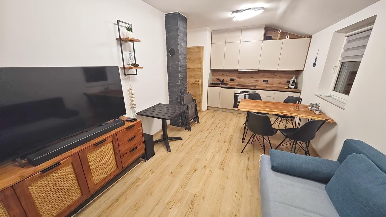 Krk, completely renovated and furnished apartment near the center!