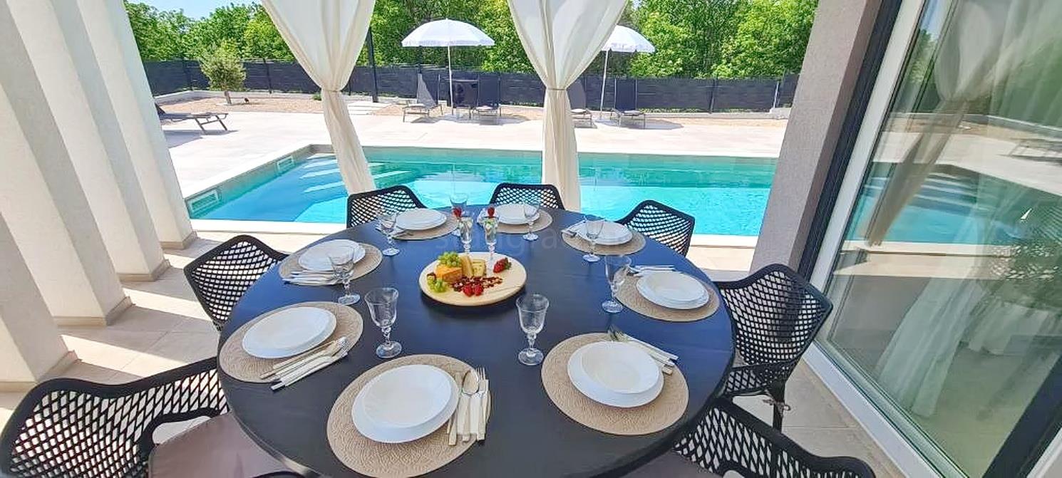 Vrbnik area, modern luxury house with swimming pool and garden!