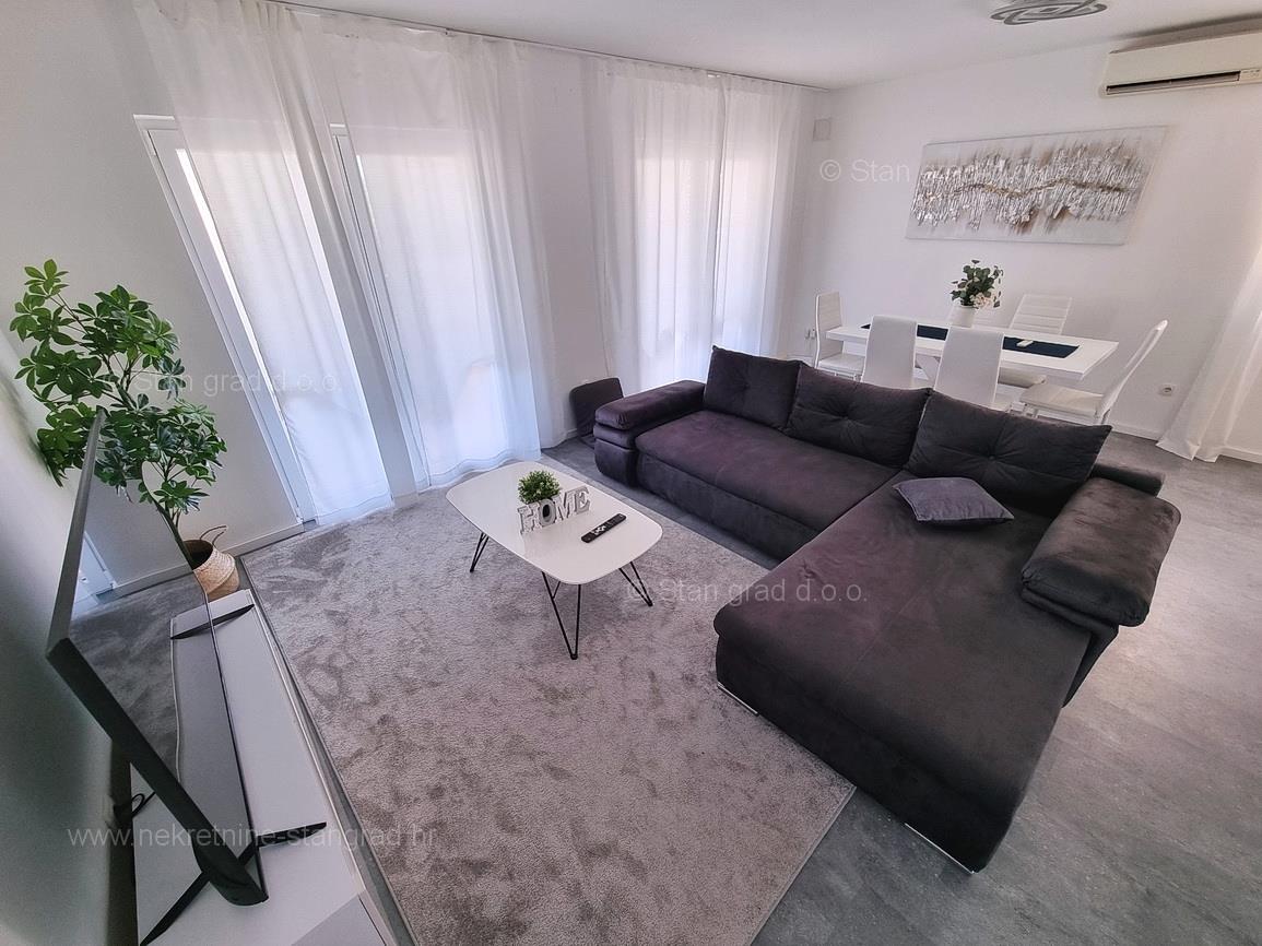 Krk area, fully equipped two-room apartment on the 1st floor!
