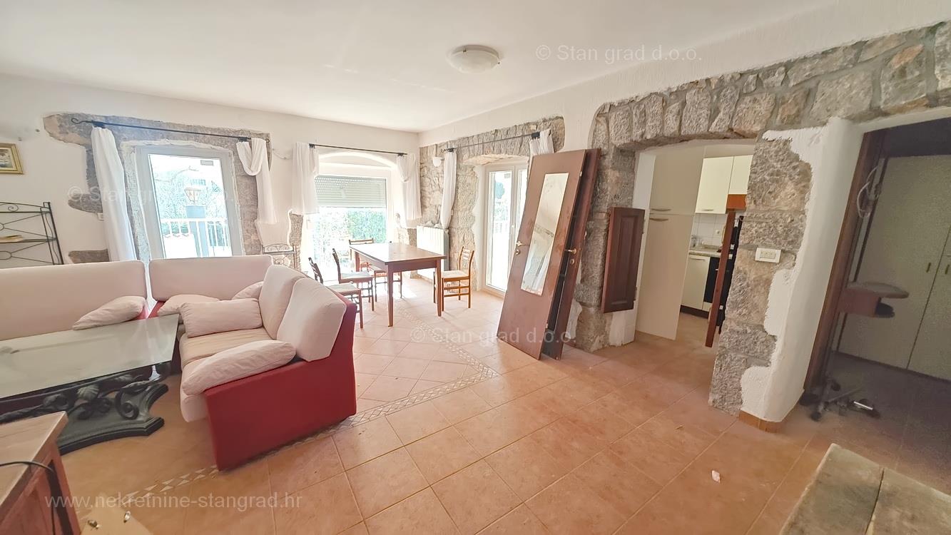 Krk, surroundings, furnished apartment on the ground floor with a pool!