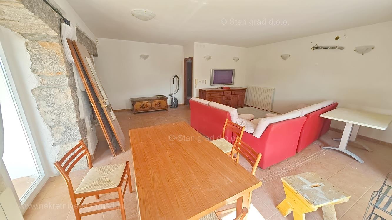 Krk, surroundings, furnished apartment on the ground floor with a pool!