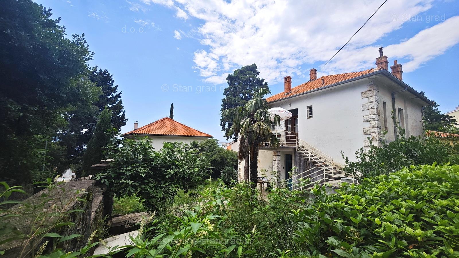 Crikvenica, apartment on the ground floor, second row to the sea! Opportunity!
