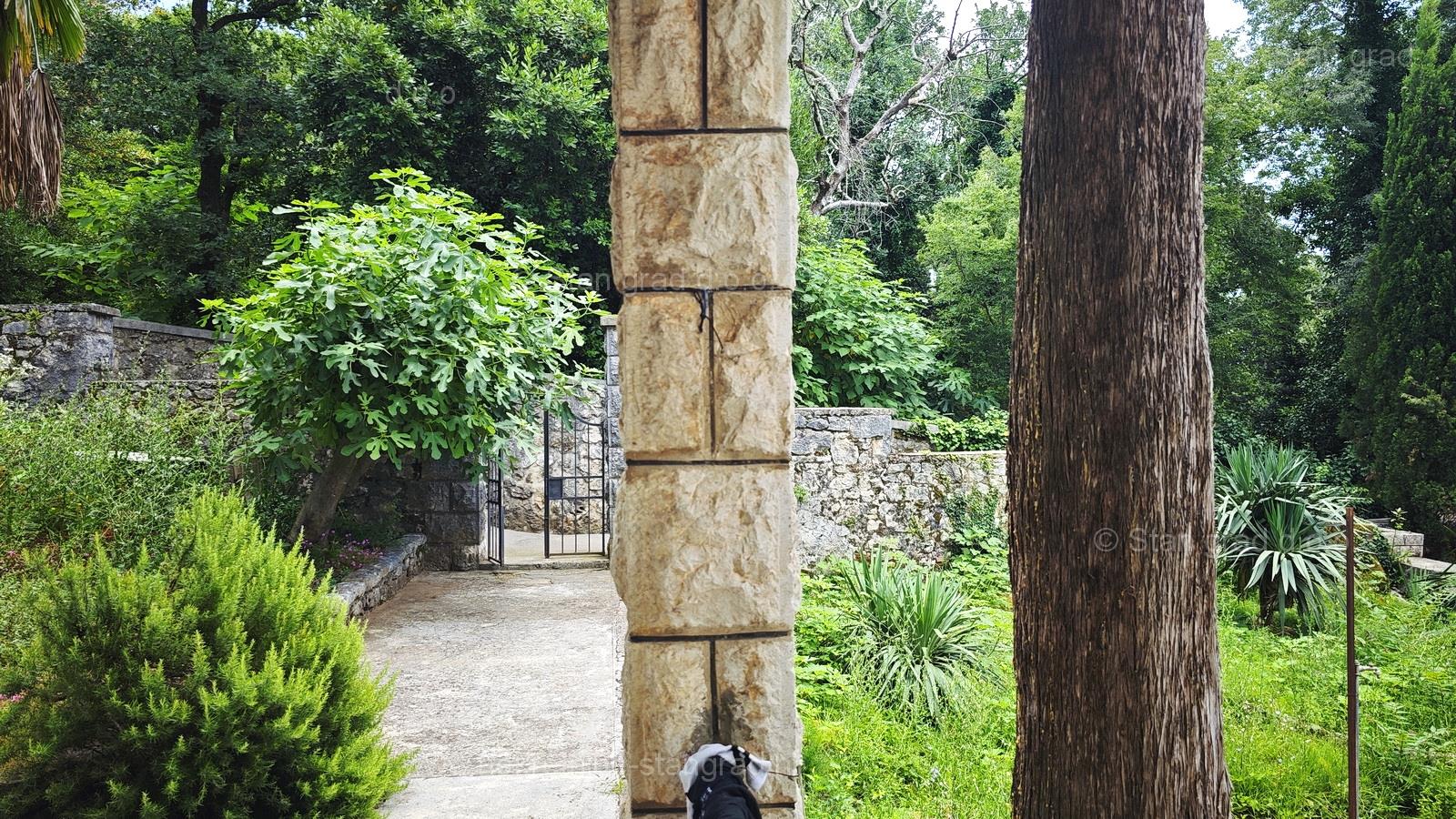 Crikvenica, apartment on the ground floor, second row to the sea! Opportunity!