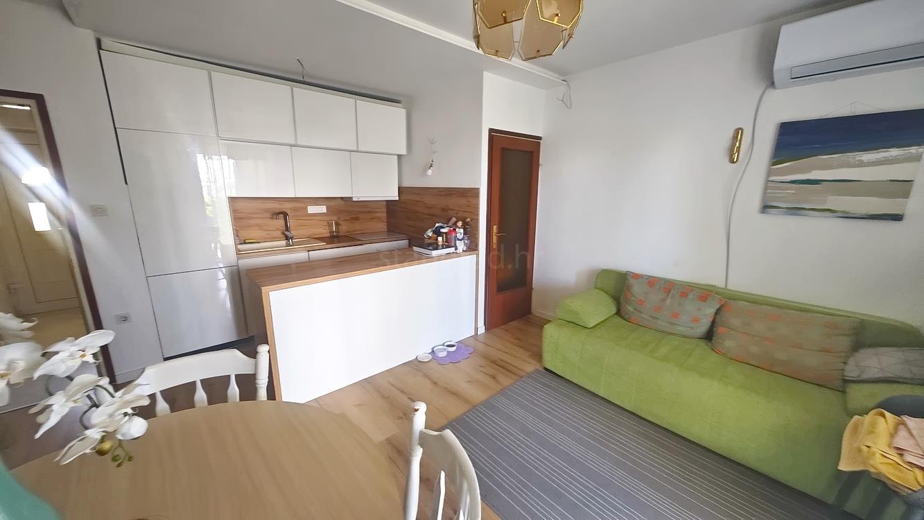 Krk, semi-detached house with three residential units in an excellent location!