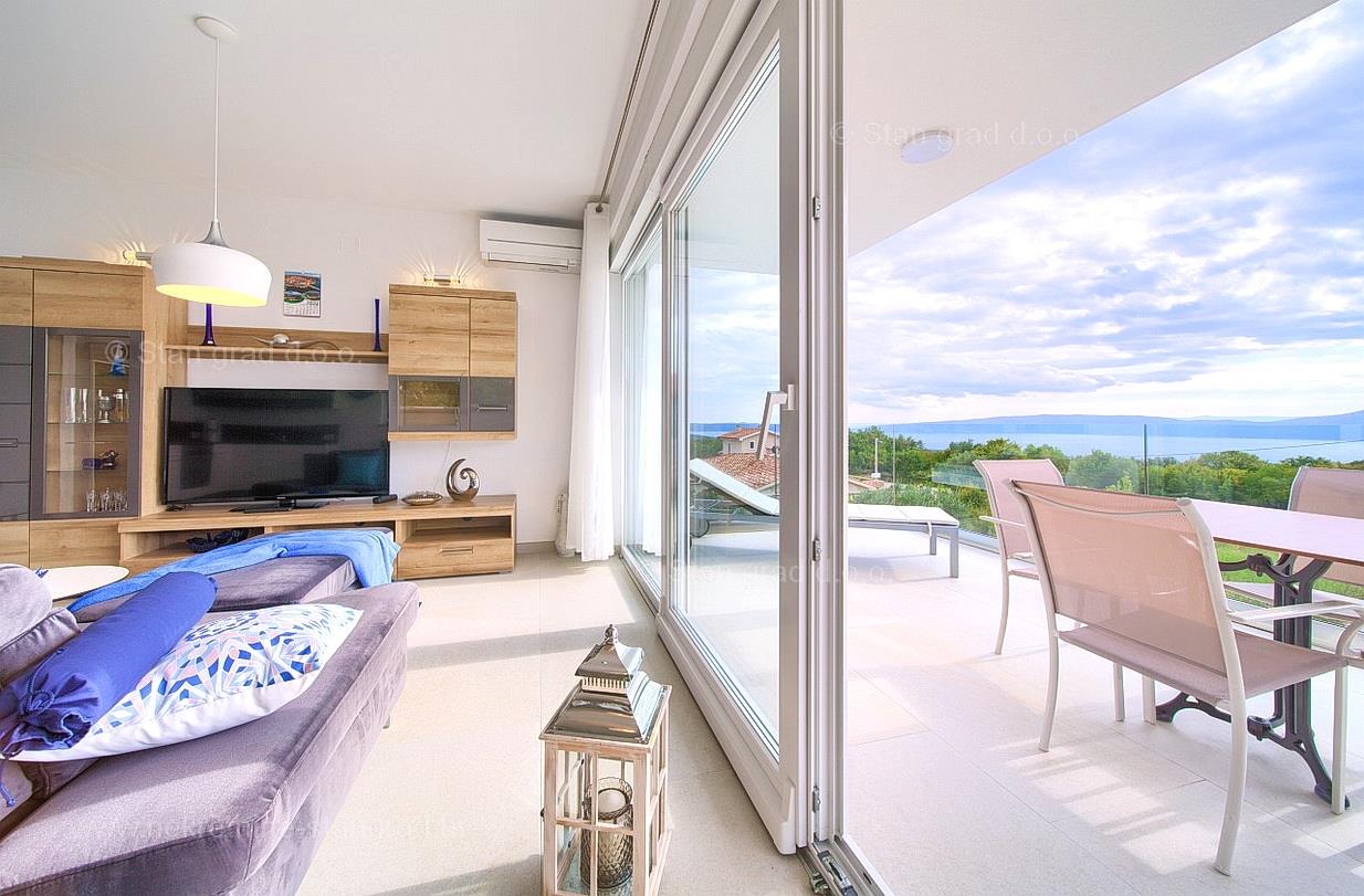 Krk area, apartment on the 1st floor with a sea view!