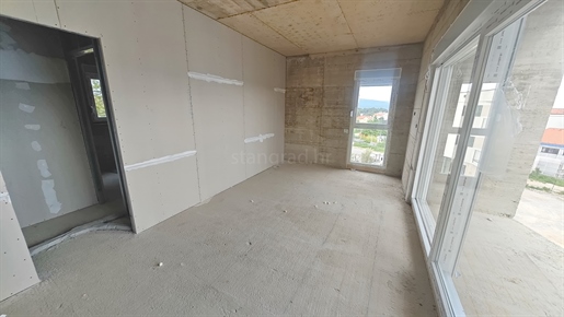 Krk, apartment on the 2nd floor of a new building in a good location!