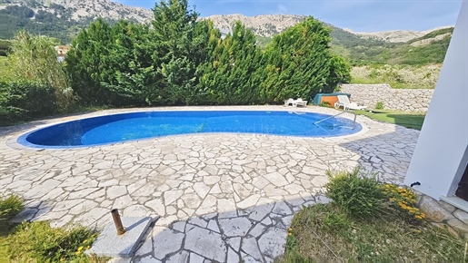 Baška, ground floor apartment in a quiet location!