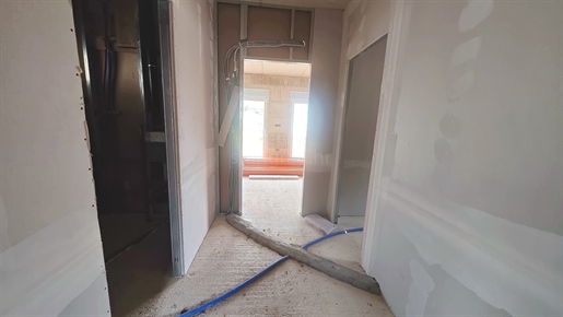 Krk, ground floor apartment in a new building near the sea!