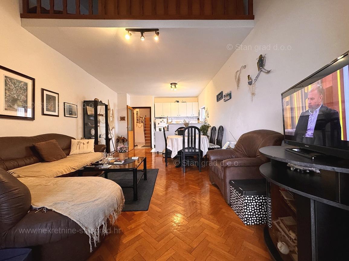 Krk, apartment in a high attic with a view of the sea!
