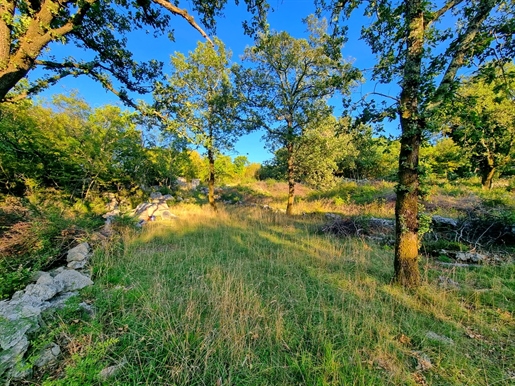 Soline Bay, proper building land in a quiet location!