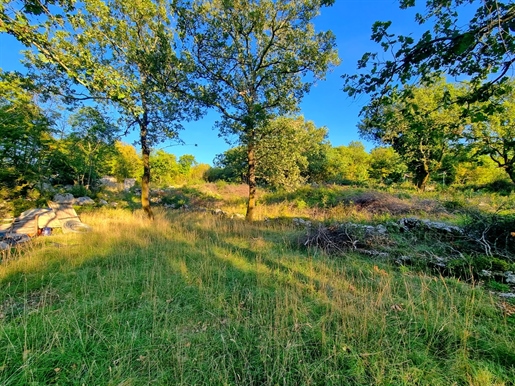 Soline Bay, proper building land in a quiet location!