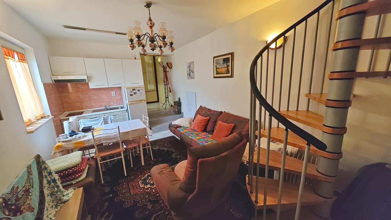 Njivice, furnished duplex apartment with terrace!
