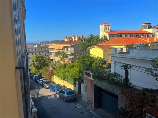 Menton the hot lands in bourgeois large apartment