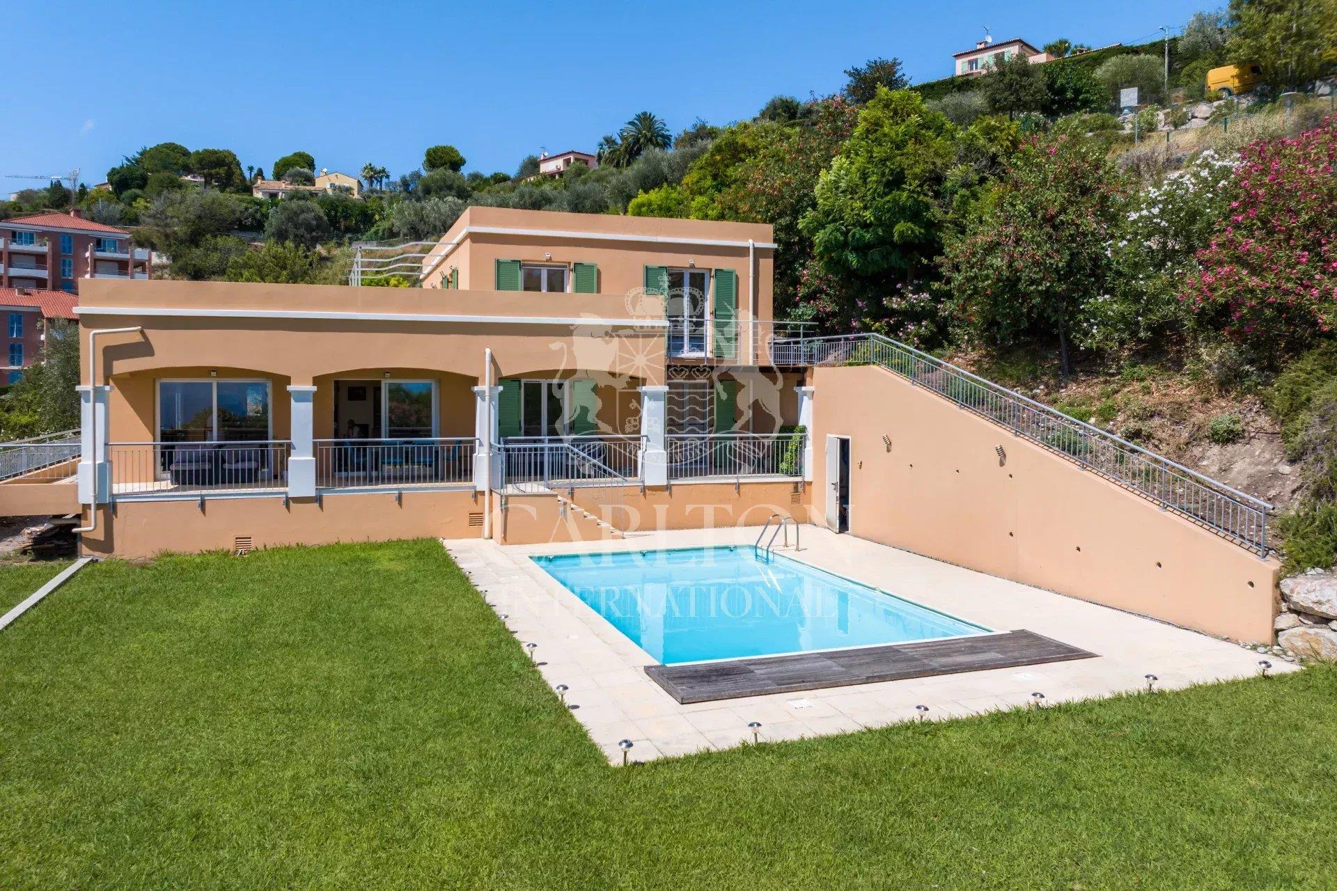 Co-Exclusivity Villa with sea view in estate in Nice