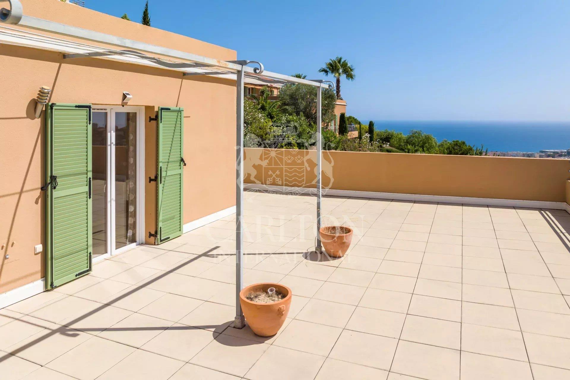 Co-Exclusivity Villa with sea view in estate in Nice