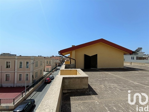 Casa unifamiliar / Villa en venta 300 m² - 2 dormitorios - Avola