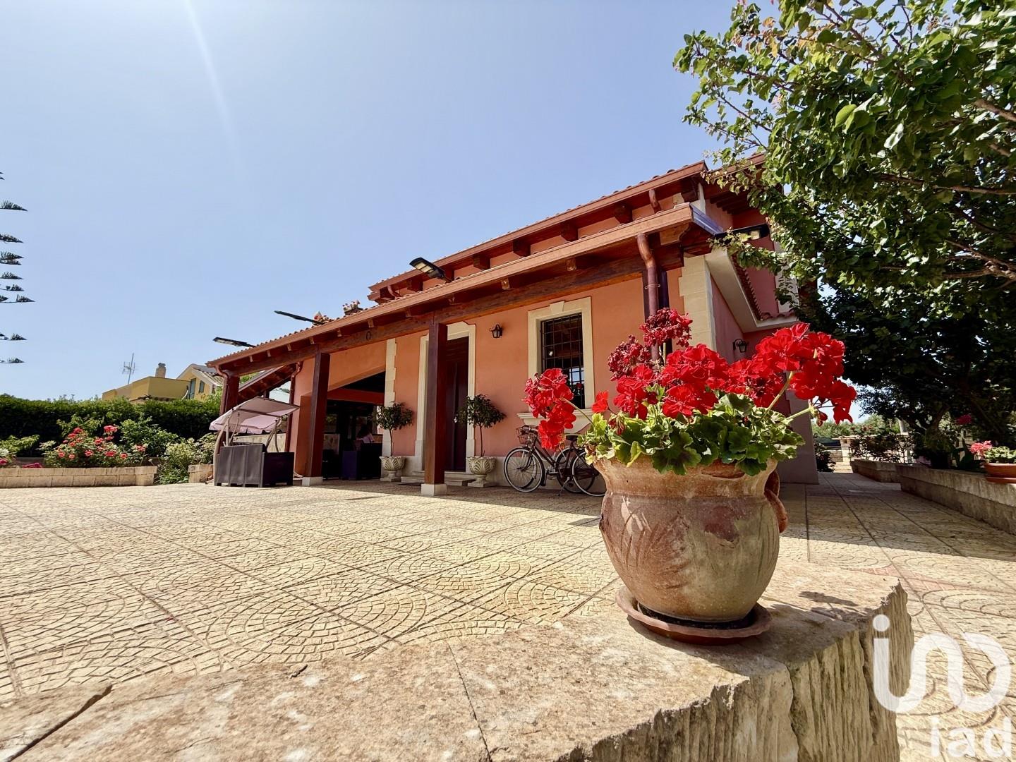 Sale Home 249 m² - 3 bedrooms